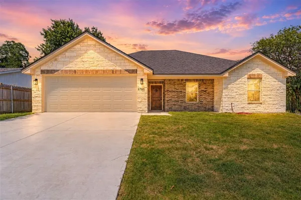 $360,000 | 3701 Manor Drive, Waco, TX 76706