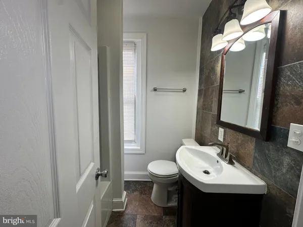 $1,800 | 7 6th Avenue, Wilmington, DE 19805