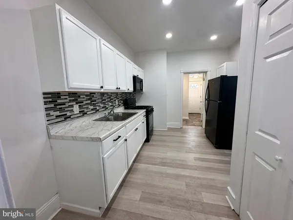 $1,800 | 7 6th Avenue, Wilmington, DE 19805