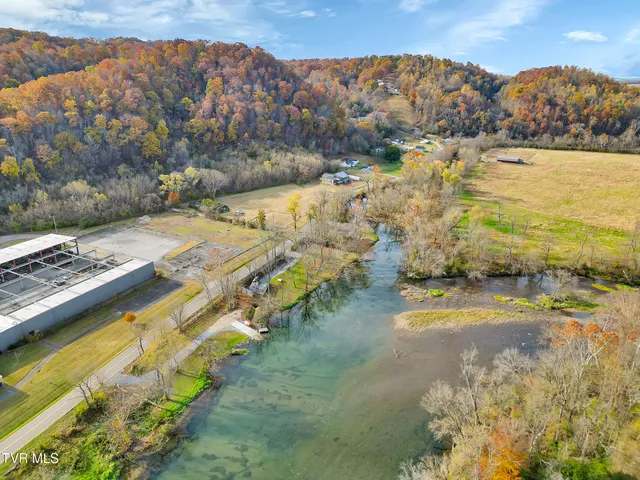 $350,000 | 918 Riverview Drive, Johnson City, TN 37601
