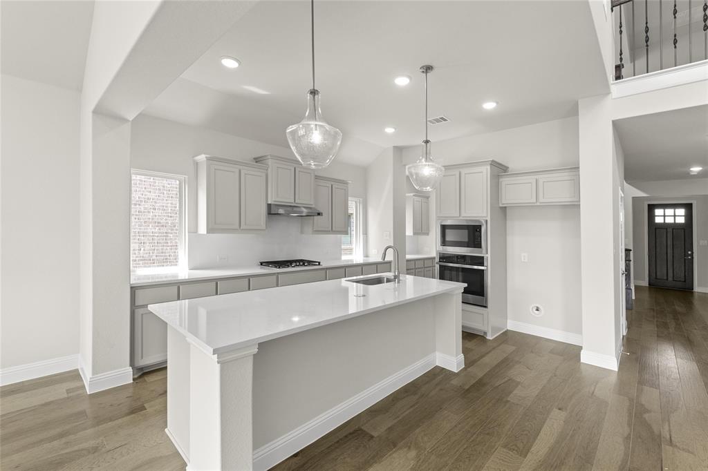 14462 McClint Street Pilot Point, TX 76258 - Photo 8 of 18 07_Grapevine II_Representative Photo