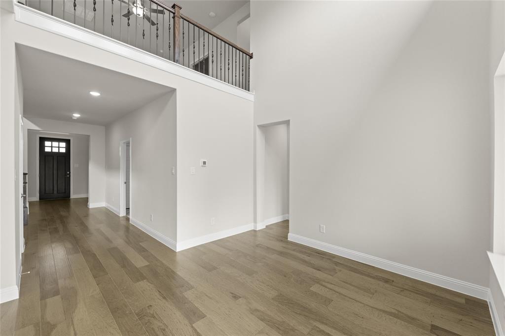 14462 McClint Street Pilot Point, TX 76258 - Photo 10 of 18 09_Grapevine II_Representative Photo