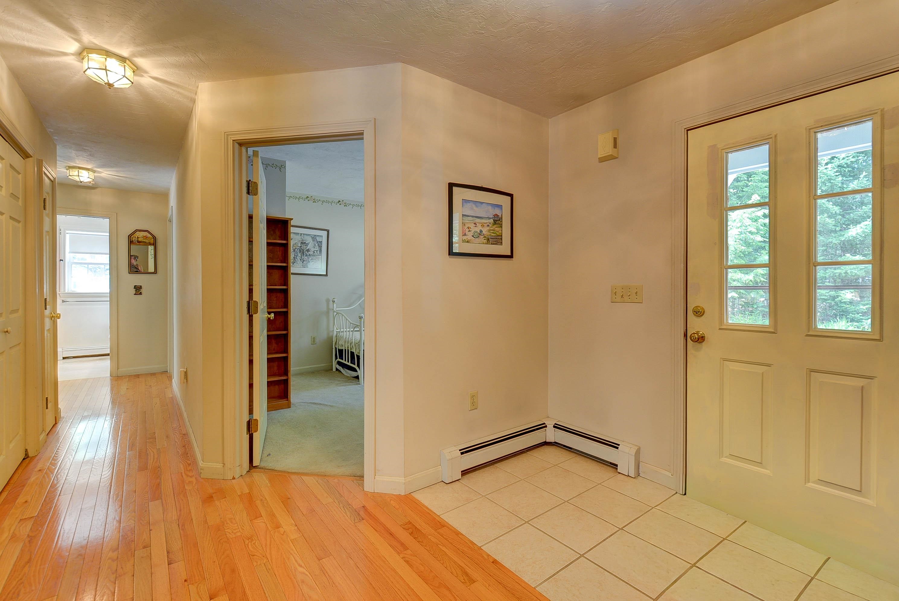 407 Dandiview Road Conway, NH 03860 - Photo 23 of 49