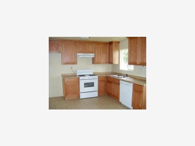 31 Mountain View Road Watsonville, CA 95076 - Photo 4 of 9 Gallery Image 4