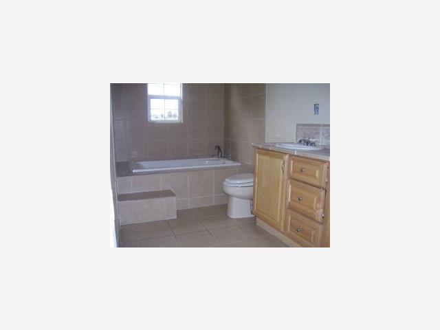 31 Mountain View Road Watsonville, CA 95076 - Photo 5 of 9 Gallery Image 5