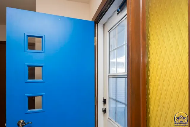 $269,000 | 4001 Northwest Pocahontas Drive, Topeka, KS 66618