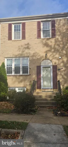 $3,200 | 10483 Malone Court, Fairfax, VA 22032