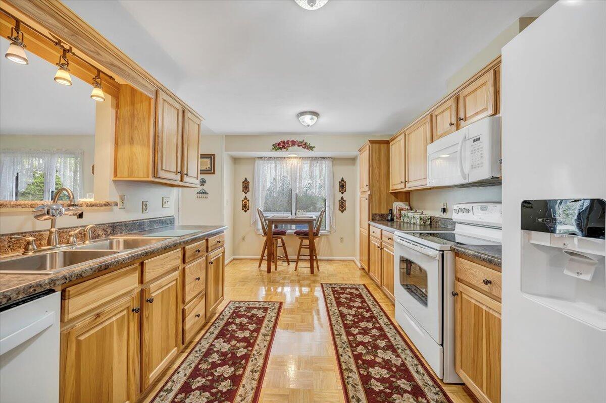 114 Apple Tree Road Roanoke, VA 24019 - Photo 16 of 43 11-MIB03920