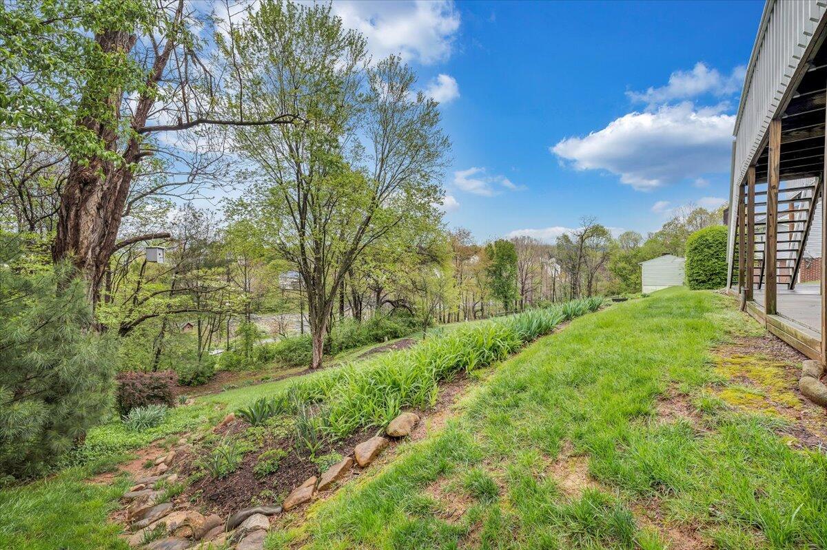114 Apple Tree Road Roanoke, VA 24019 - Photo 36 of 43 31-MIB03986