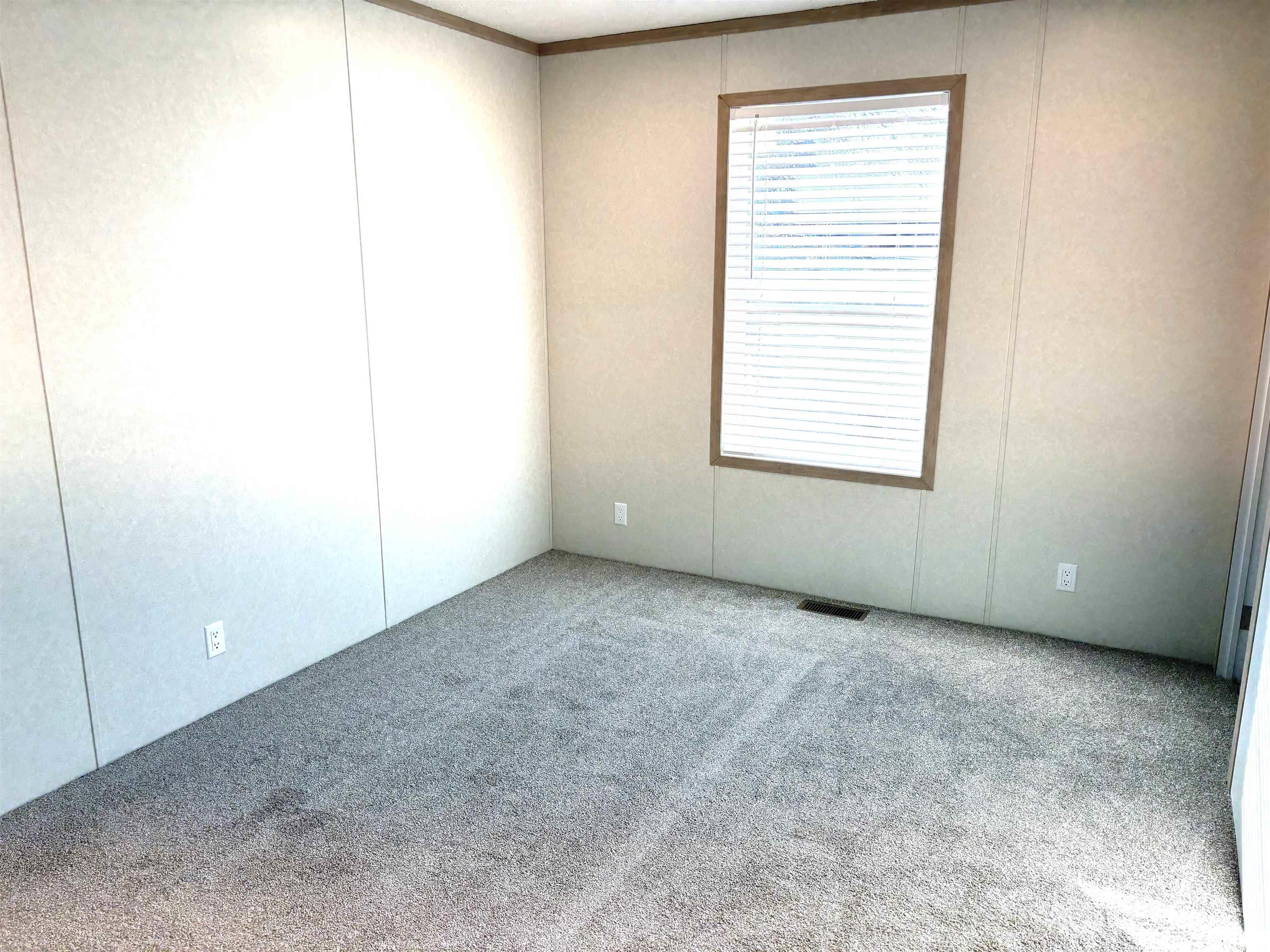 1500 North Bruns Lane, Unit 21 Springfield, IL 62702 - Photo 23 of 25 Gallery Image 23