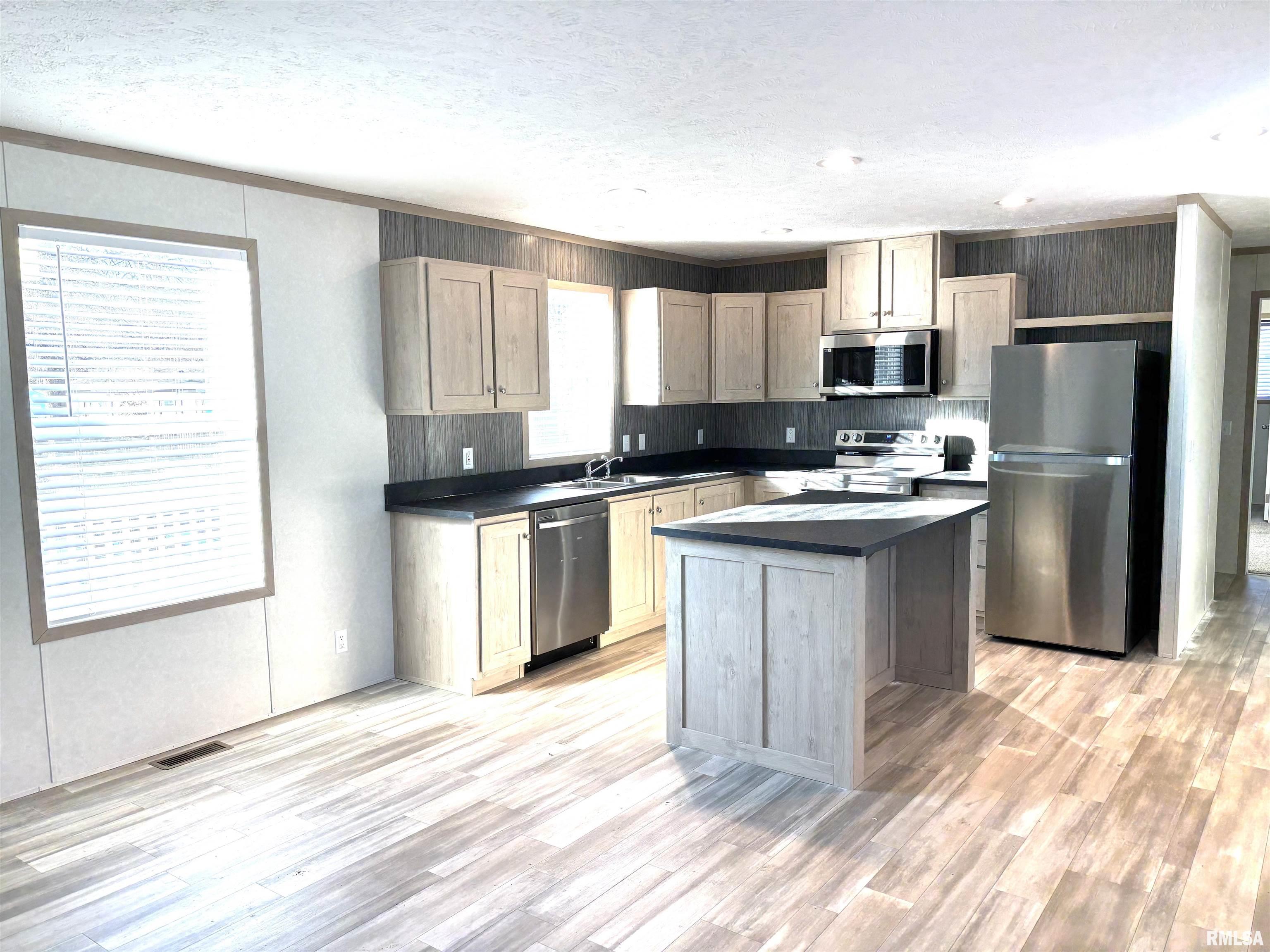 1500 North Bruns Lane, Unit 21 Springfield, IL 62702 - Photo 7 of 25 Gallery Image 7