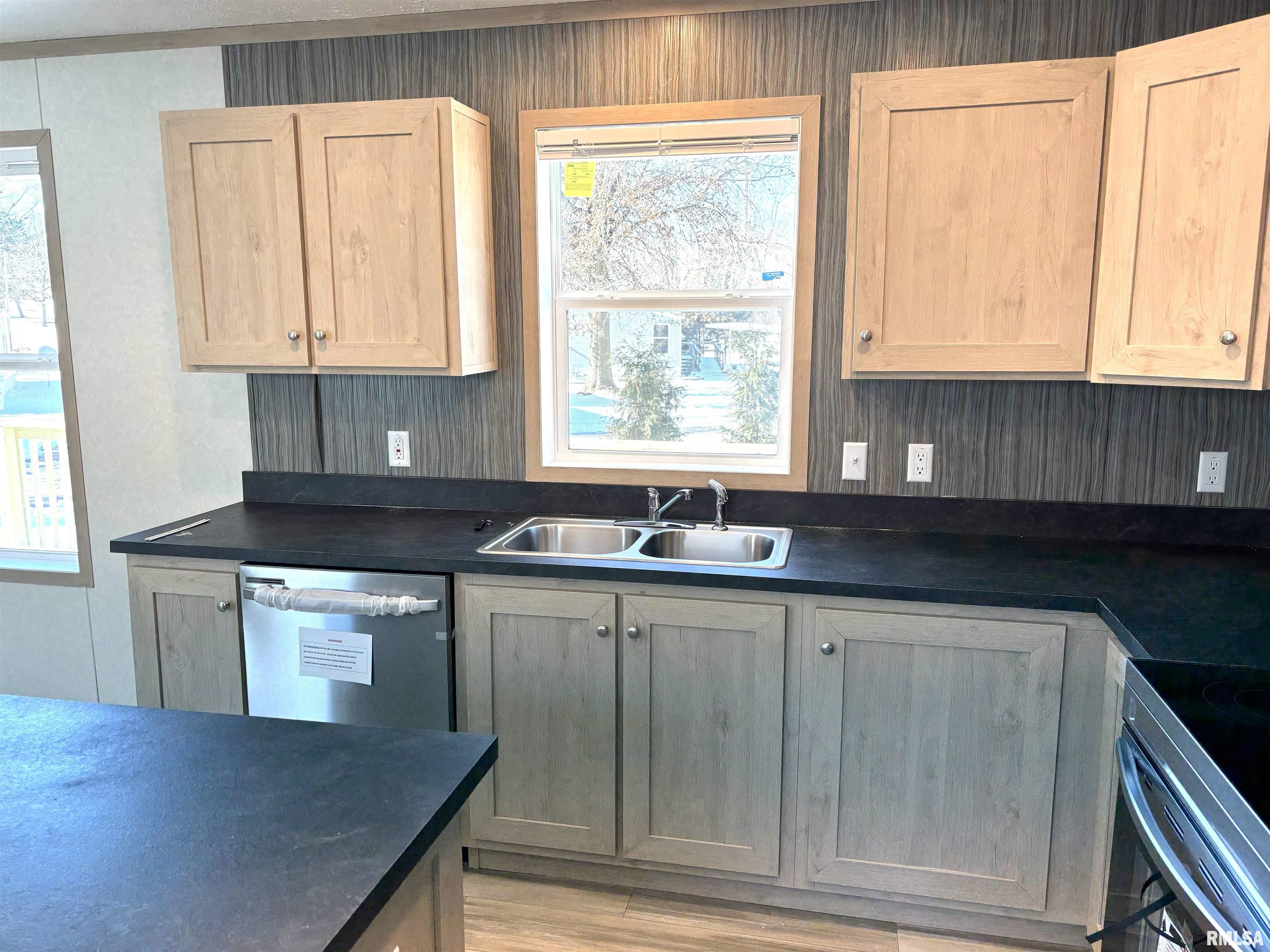 1500 North Bruns Lane, Unit 21 Springfield, IL 62702 - Photo 8 of 25 Gallery Image 8