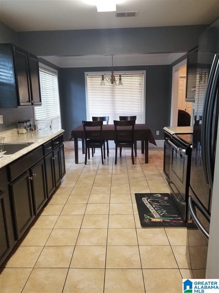 228 Greenfield Lane Alabaster, AL 35007 - Photo 2 of 8