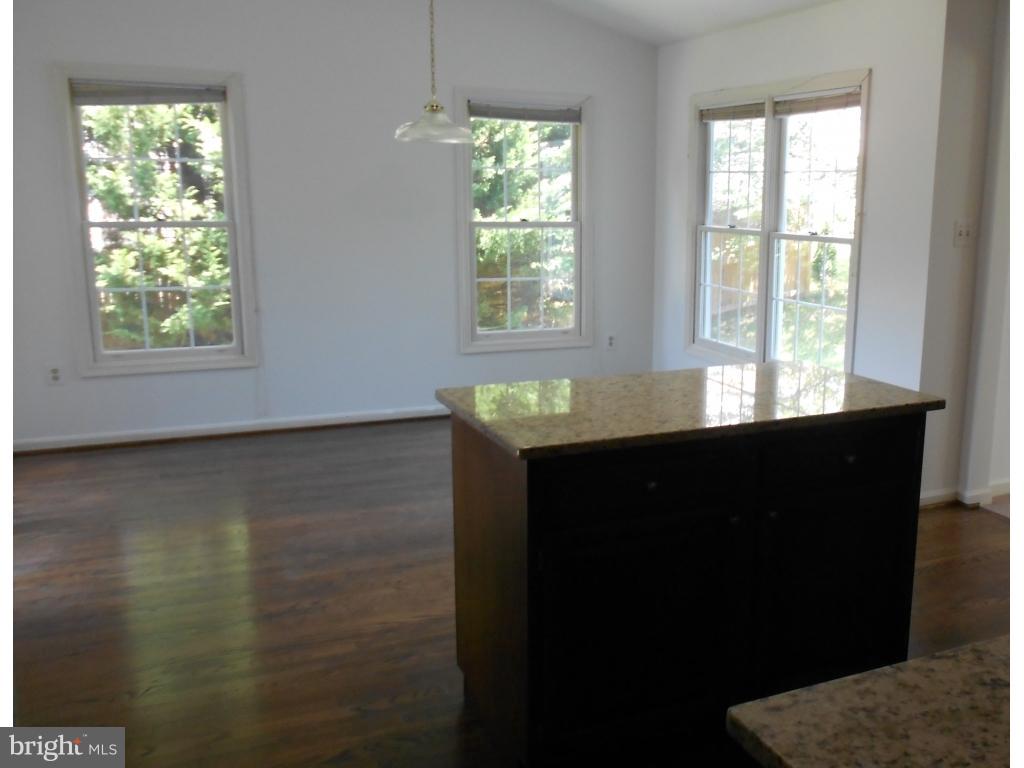 8905 Emory Grove Road Gaithersburg, MD 20877 - Photo 6 of 19 Interior (General)
