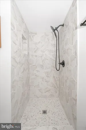 $324,999 | 138 East South Street, Frederick, MD 21701