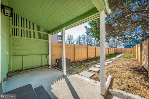 $324,999 | 138 East South Street, Frederick, MD 21701