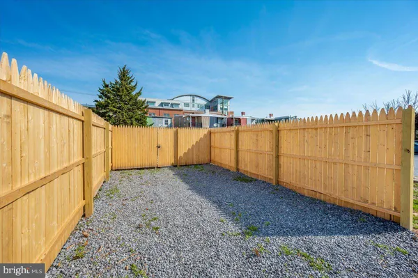 $324,999 | 138 East South Street, Frederick, MD 21701