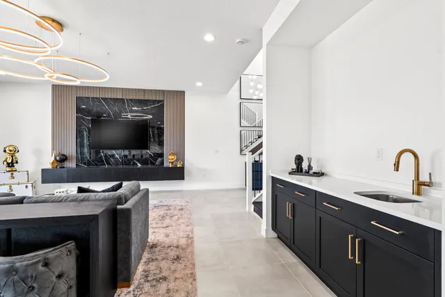 $1,870,000 | 8258 Essex Country Clb Drive, Boca Raton, FL 33434