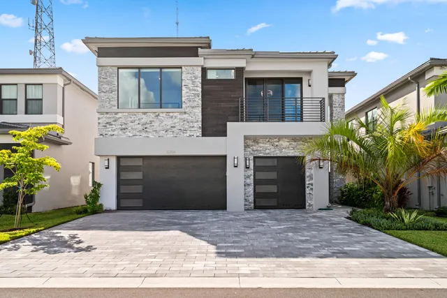 $1,870,000 | 8258 Essex Country Clb Drive, Boca Raton, FL 33434