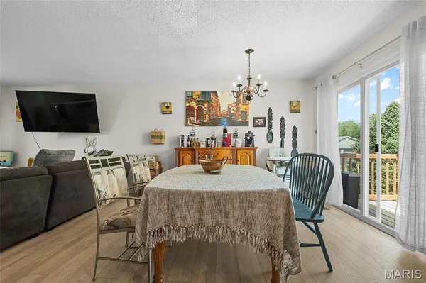 $210,000 | 400 St Rose Drive, Godfrey, IL 62035