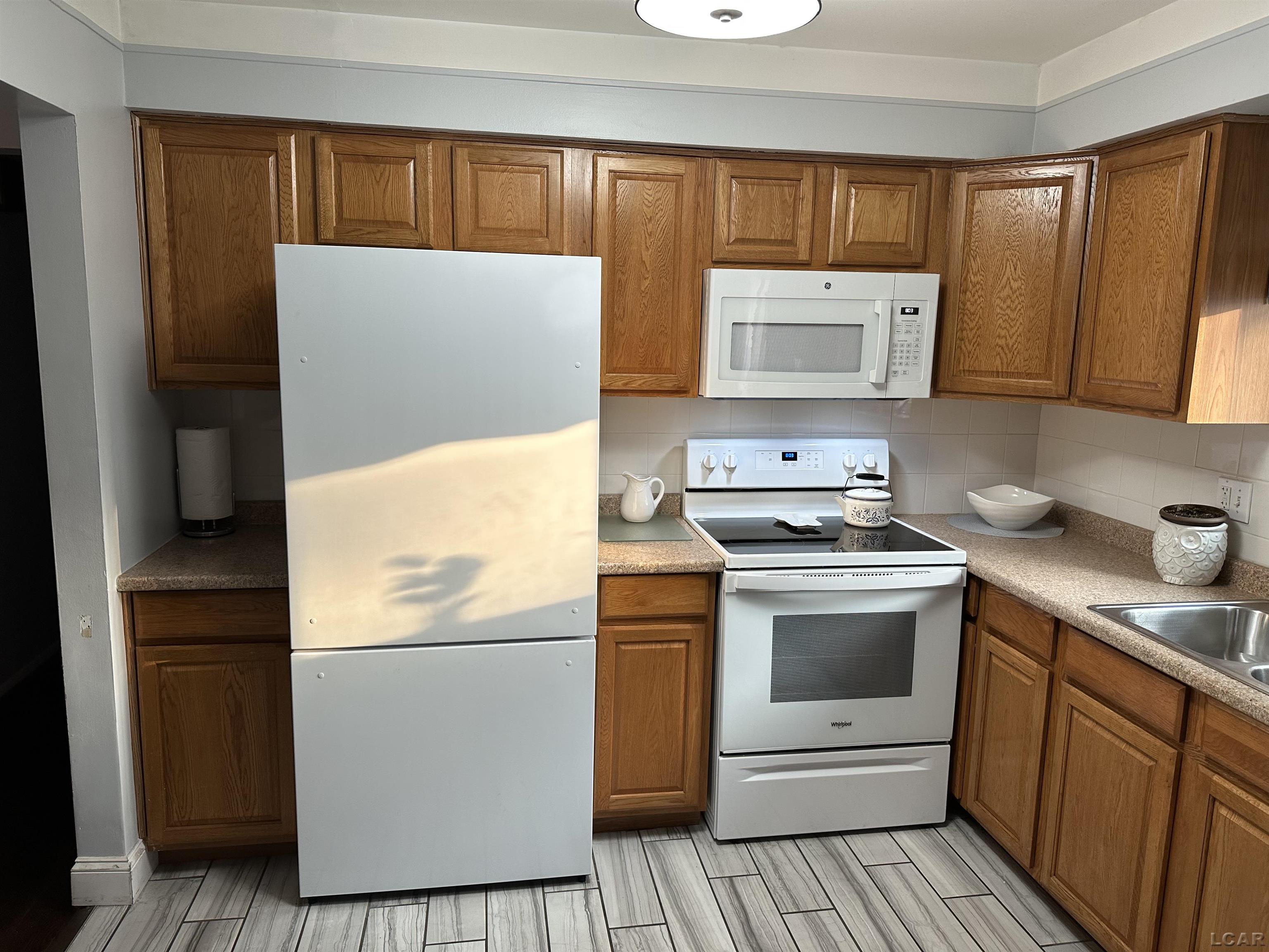 25468 Reeck Road Woodhaven, MI 48183 - Photo 4 of 49