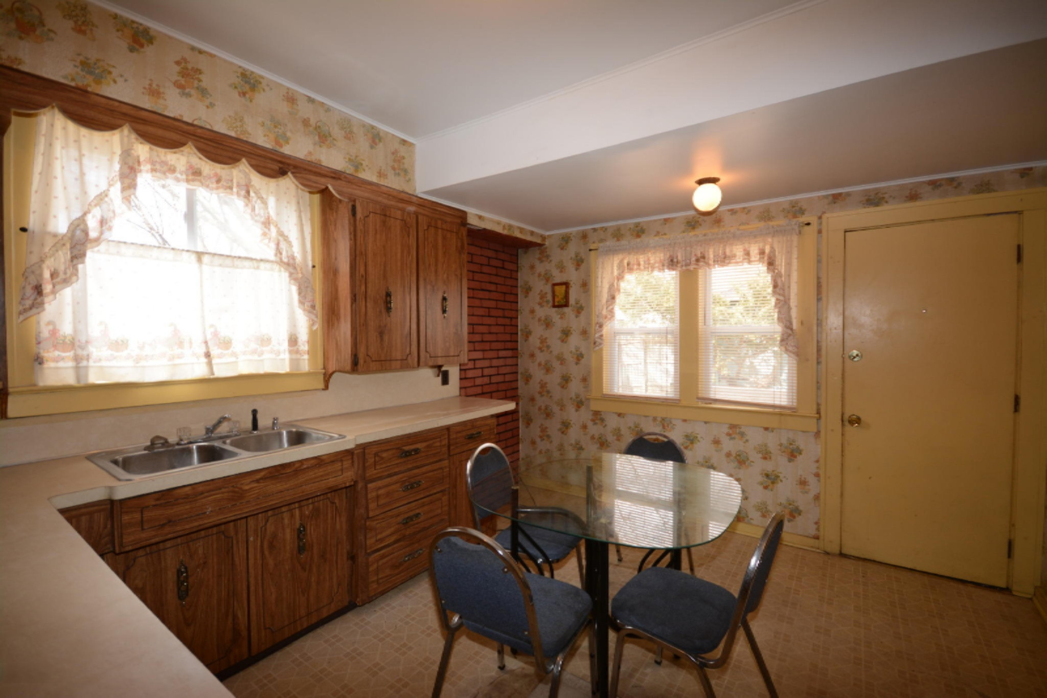 1215 Fisk Road Southeast Grand Rapids, MI 49506 - Photo 17 of 28 DSC_1499_preview