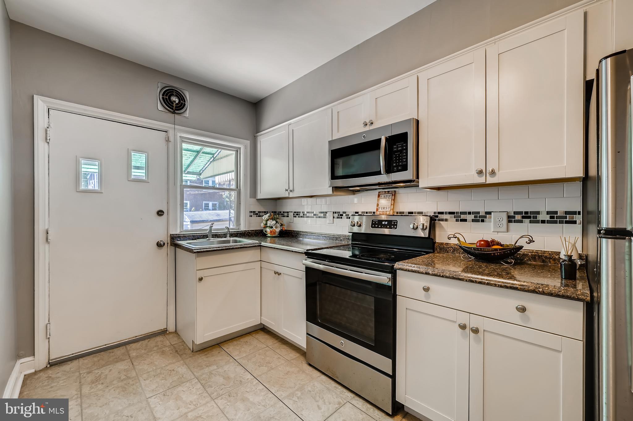 4029 Grantley Road Baltimore, MD 21215 - Photo 3 of 16 Gallery Image 3