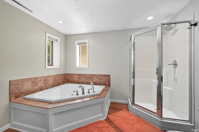 $369,900 | 63 EMS W26 Lane, North Webster, IN 46555