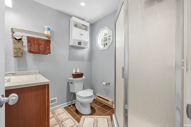 $369,900 | 63 EMS W26 Lane, North Webster, IN 46555