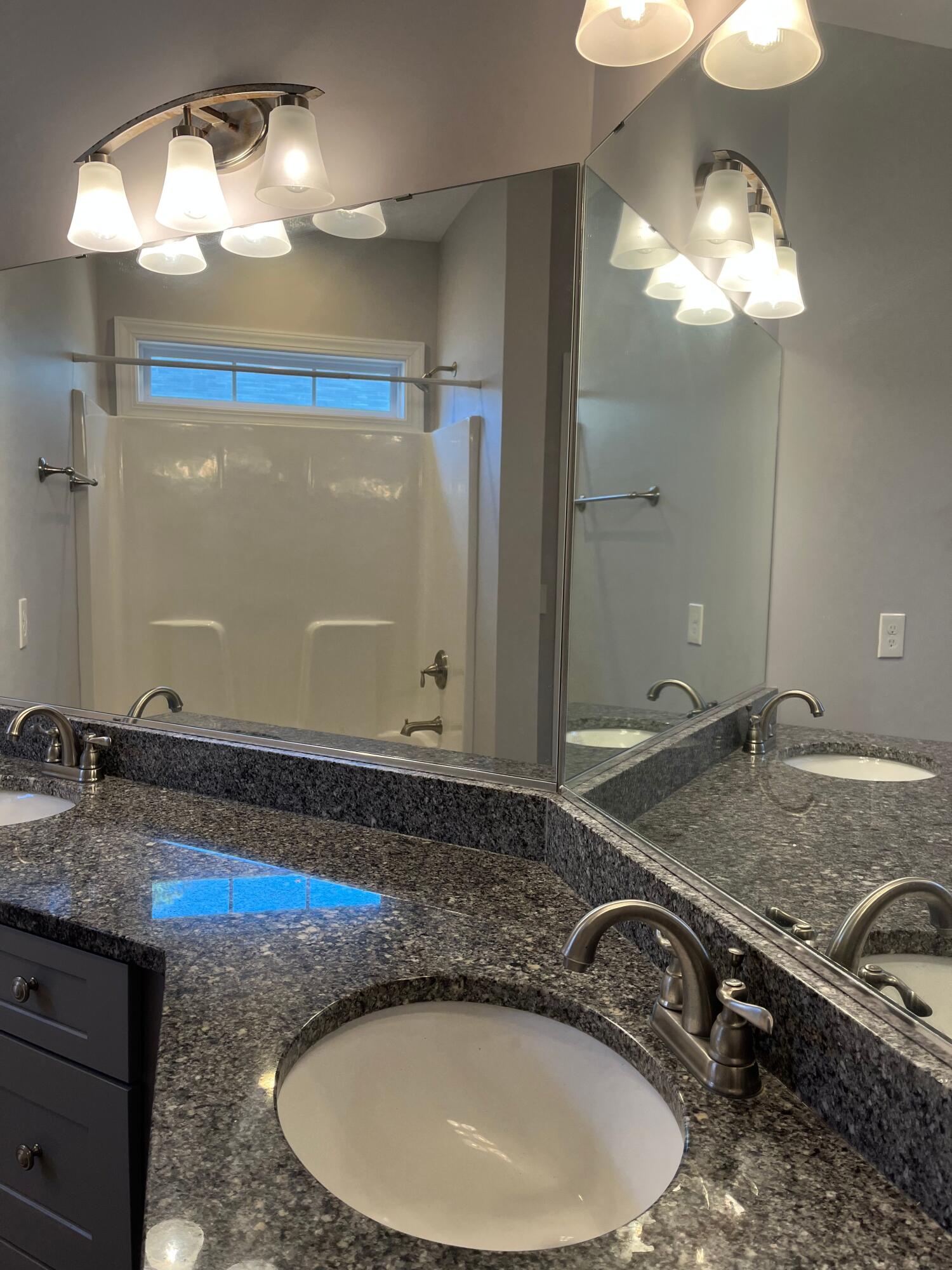 129 Pacolet Street Summerville, SC 29485 - Photo 14 of 17 129.14