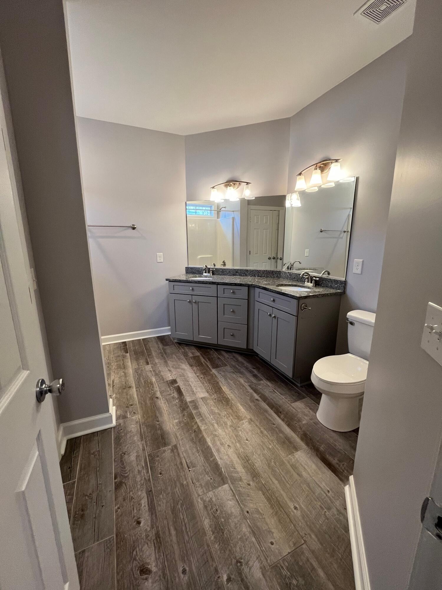 129 Pacolet Street Summerville, SC 29485 - Photo 8 of 17 129.8