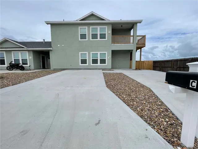 $1,850 | 14202 Marina Drive, Corpus Christi, TX 78418