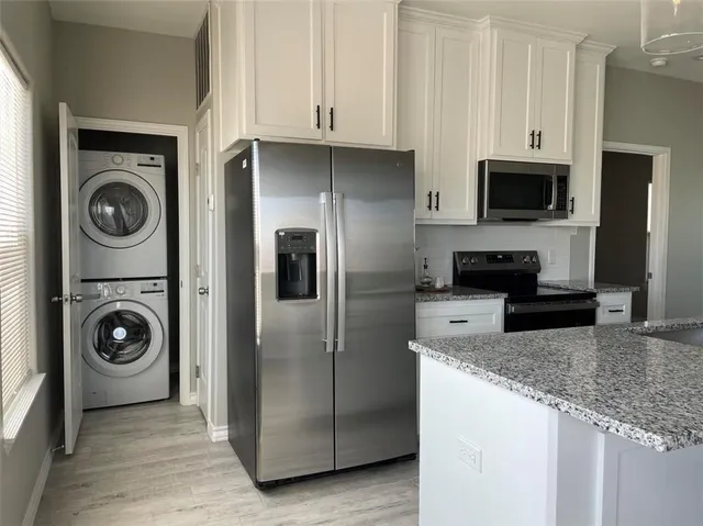 $1,850 | 14202 Marina Drive, Corpus Christi, TX 78418