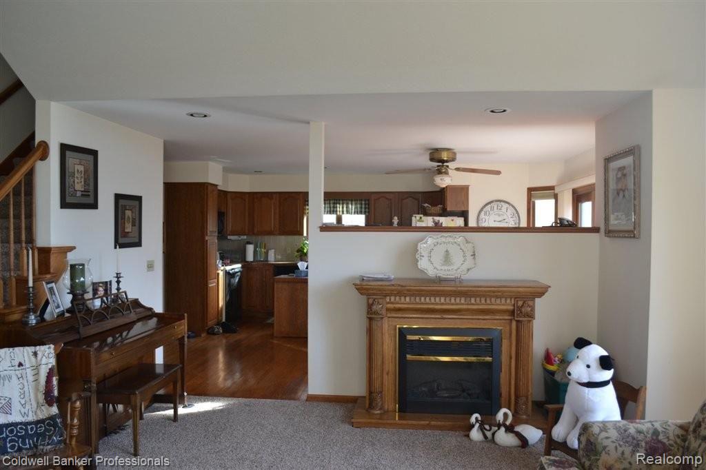 1399 Turrill Road Lapeer, MI 48446 - Photo 10 of 18 003.JPG