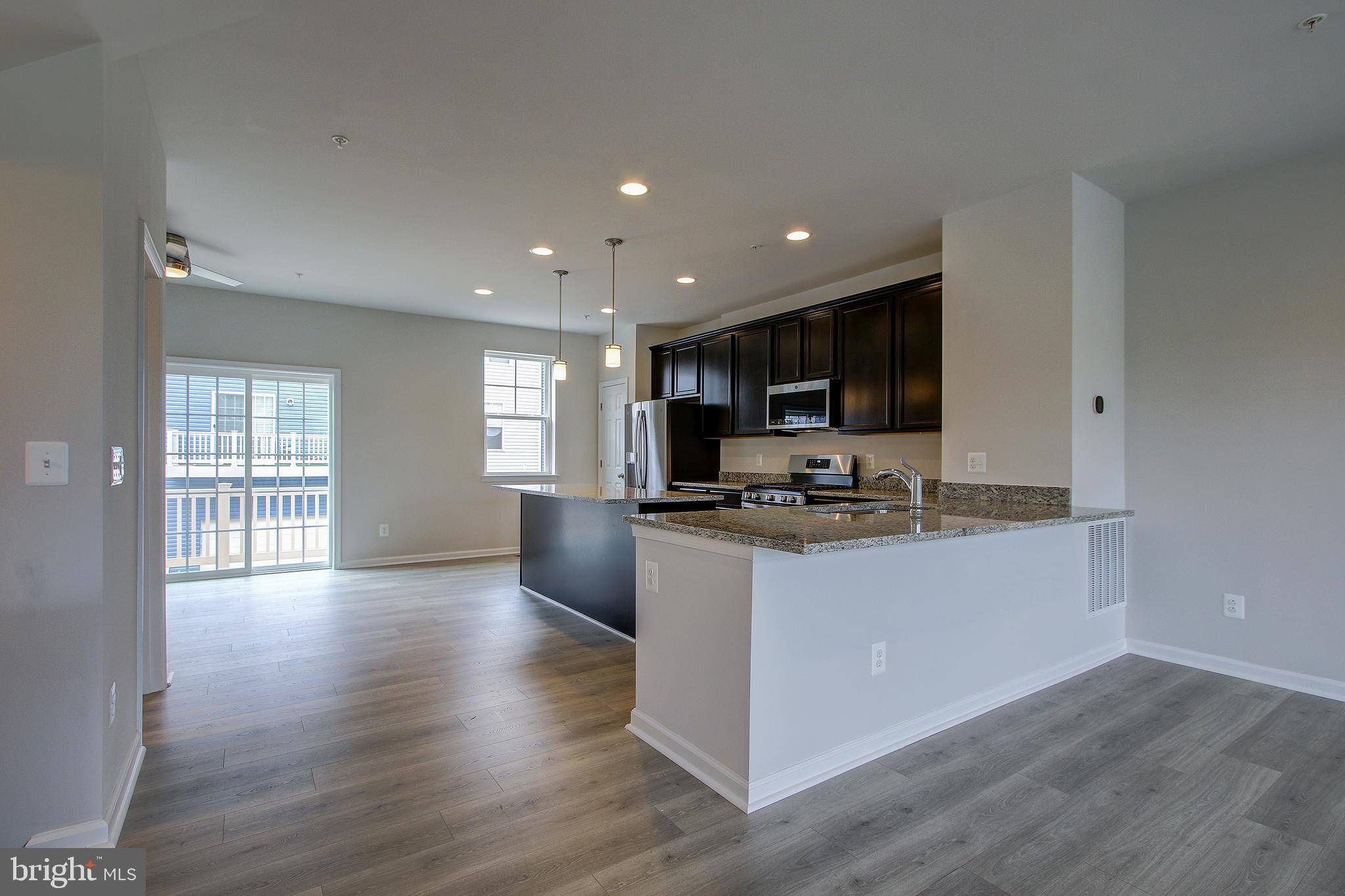 14217 Travilah Road Rockville, MD 20850 - Photo 14 of 48