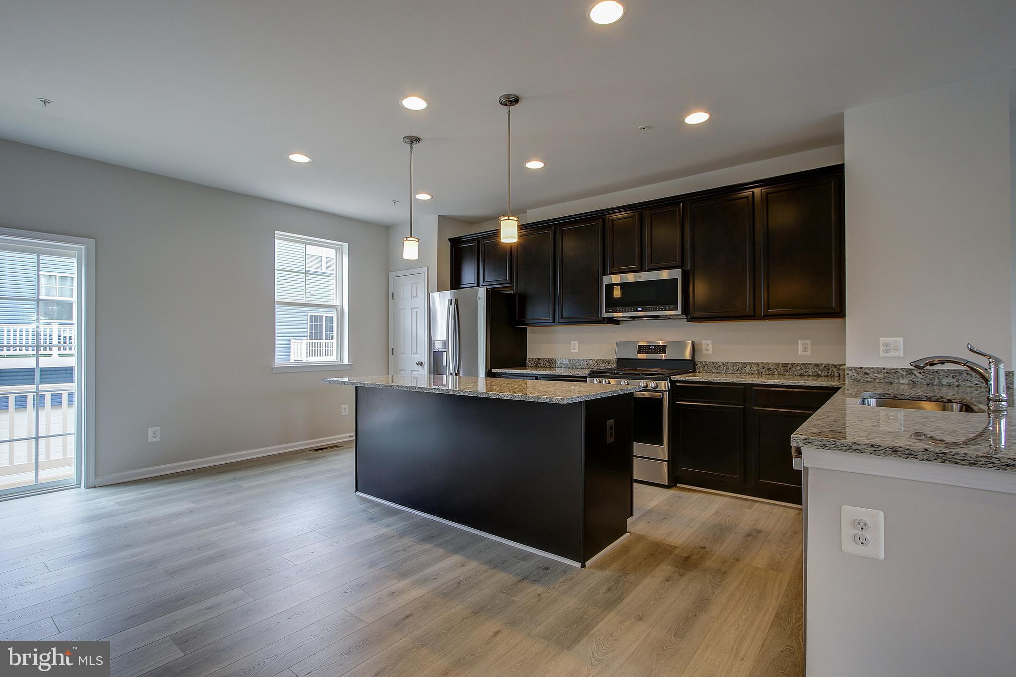 14217 Travilah Road Rockville, MD 20850 - Photo 15 of 48