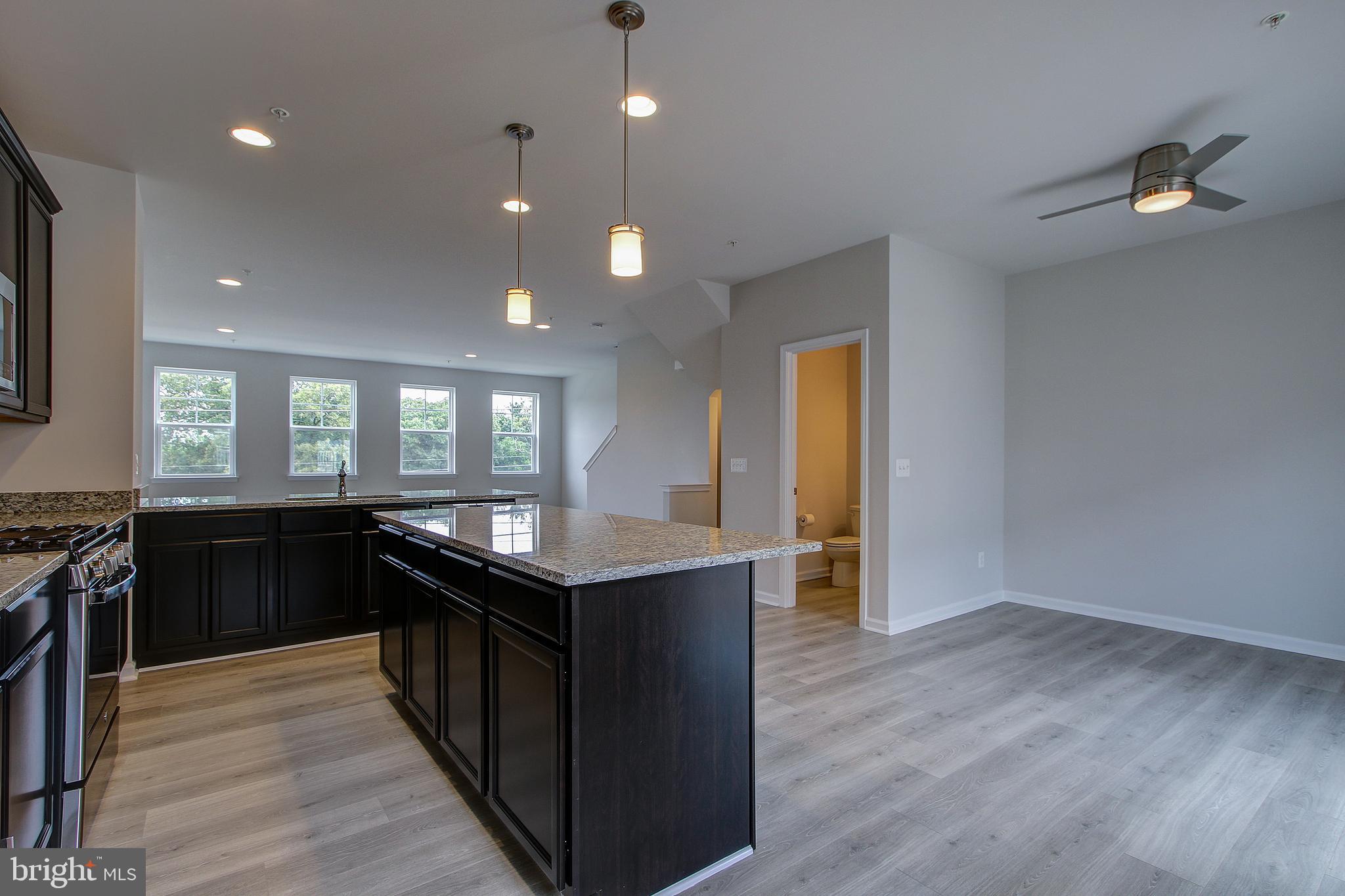 14217 Travilah Road Rockville, MD 20850 - Photo 19 of 48