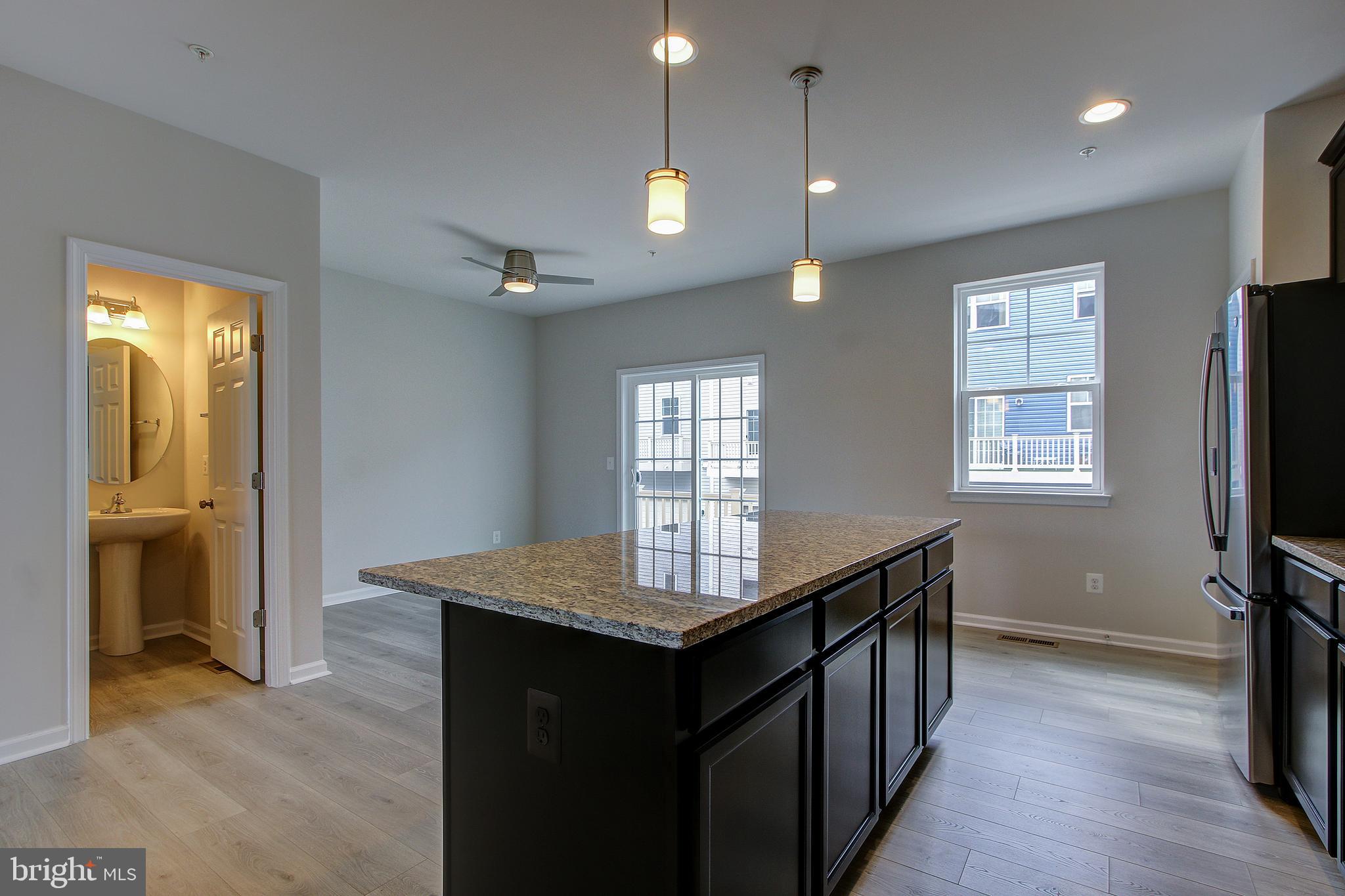 14217 Travilah Road Rockville, MD 20850 - Photo 20 of 48