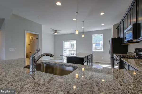 $3,800 | 14217 Travilah Road, Rockville, MD 20850