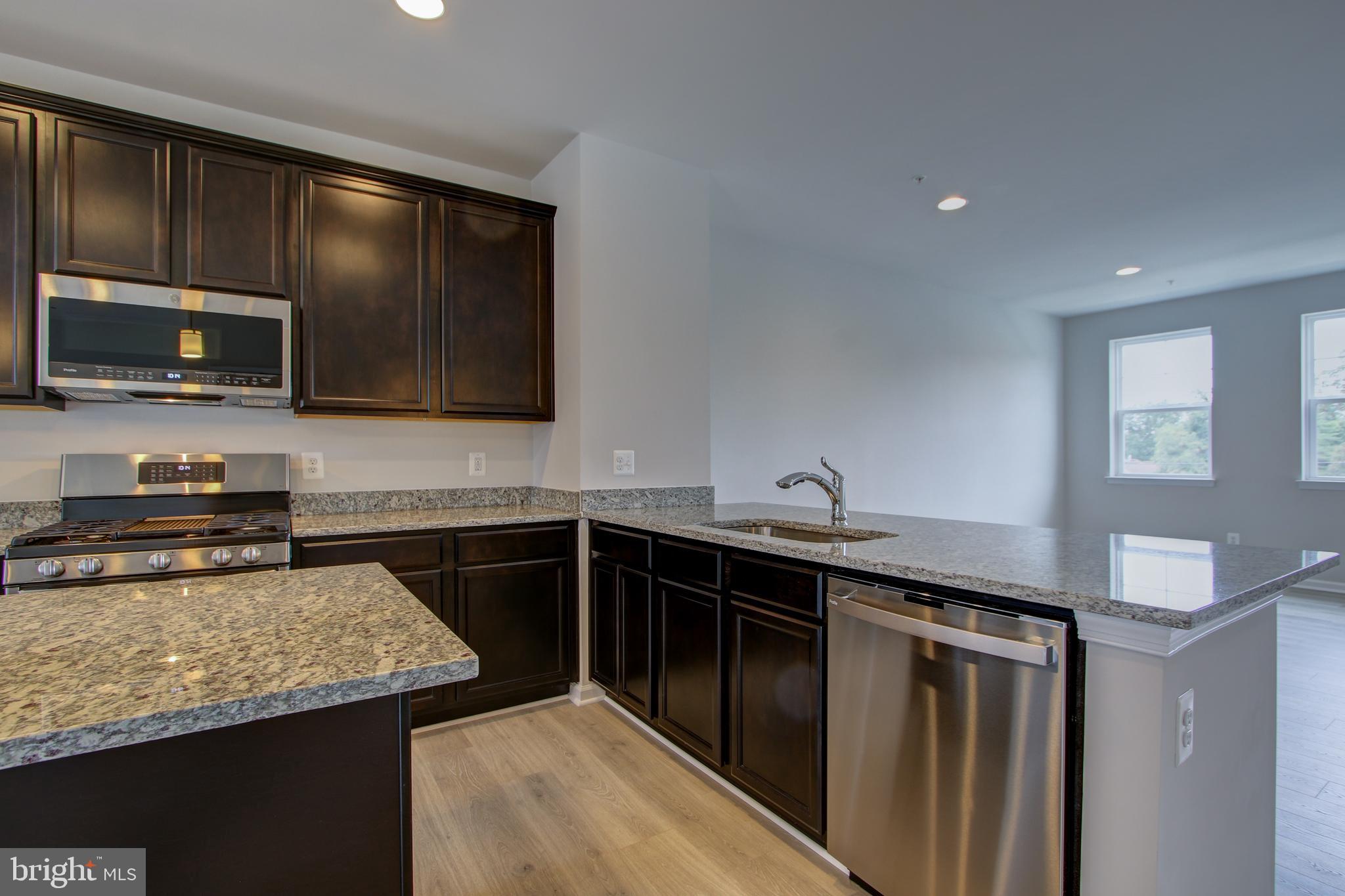 14217 Travilah Road Rockville, MD 20850 - Photo 22 of 48