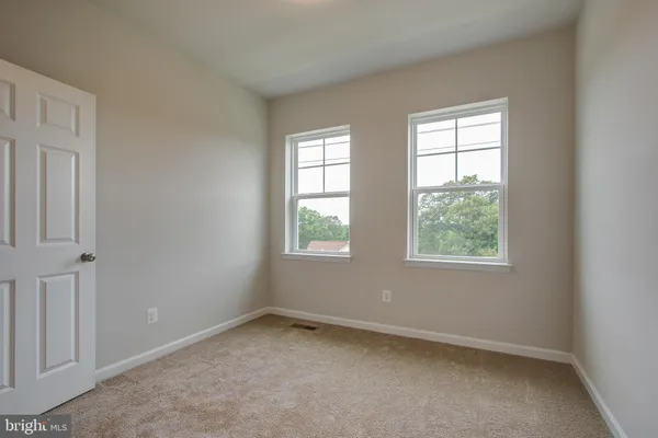 $3,800 | 14217 Travilah Road, Rockville, MD 20850