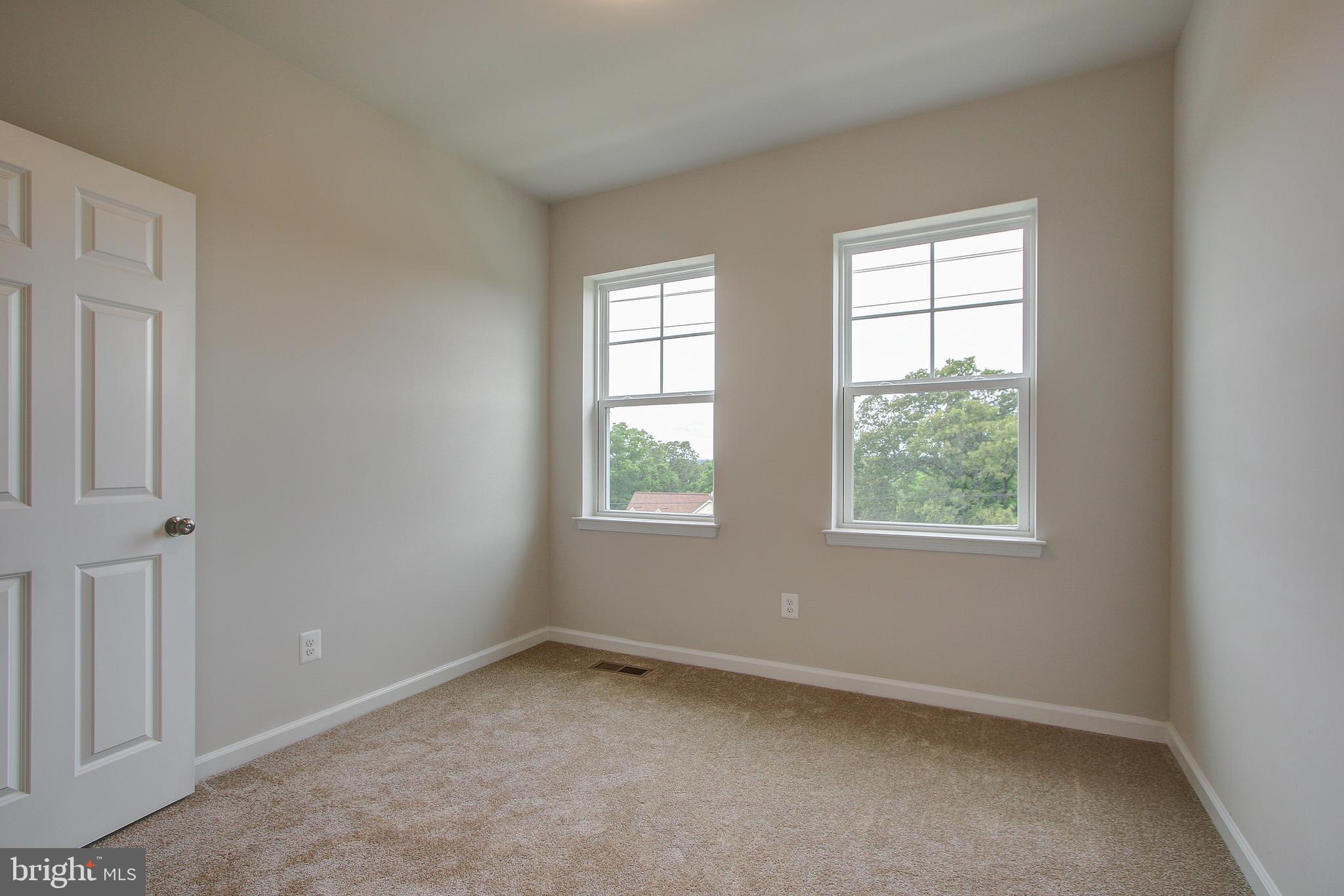 14217 Travilah Road Rockville, MD 20850 - Photo 33 of 48