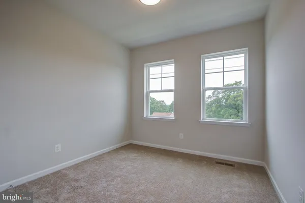 $3,800 | 14217 Travilah Road, Rockville, MD 20850