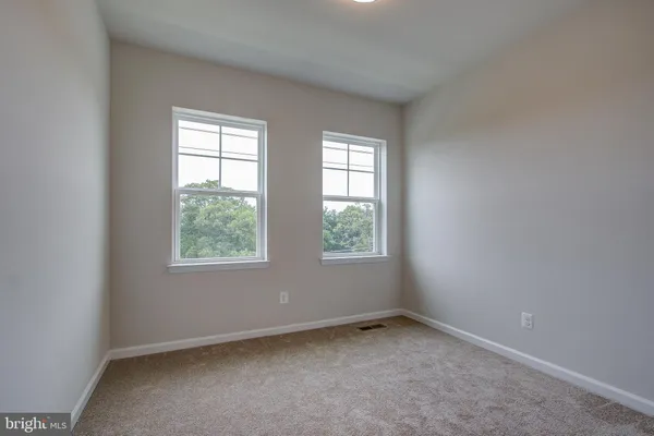 $3,800 | 14217 Travilah Road, Rockville, MD 20850