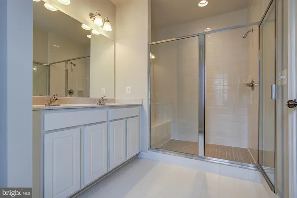 $3,800 | 14217 Travilah Road, Rockville, MD 20850