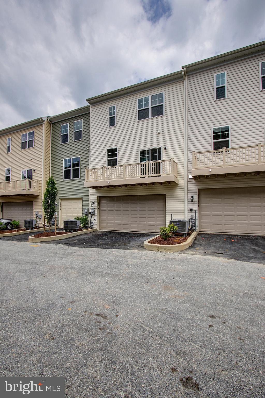 14217 Travilah Road Rockville, MD 20850 - Photo 45 of 48