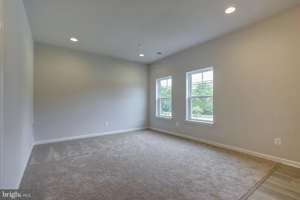 $3,800 | 14217 Travilah Road, Rockville, MD 20850