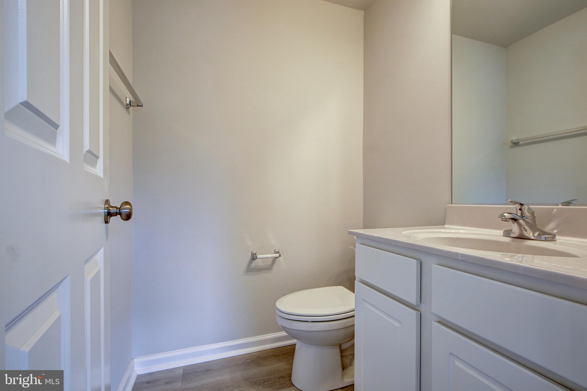 14217 Travilah Road Rockville, MD 20850 - Photo 9 of 48