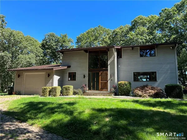 $3,800 | 80 Skyline Drive, Groton, CT 06340