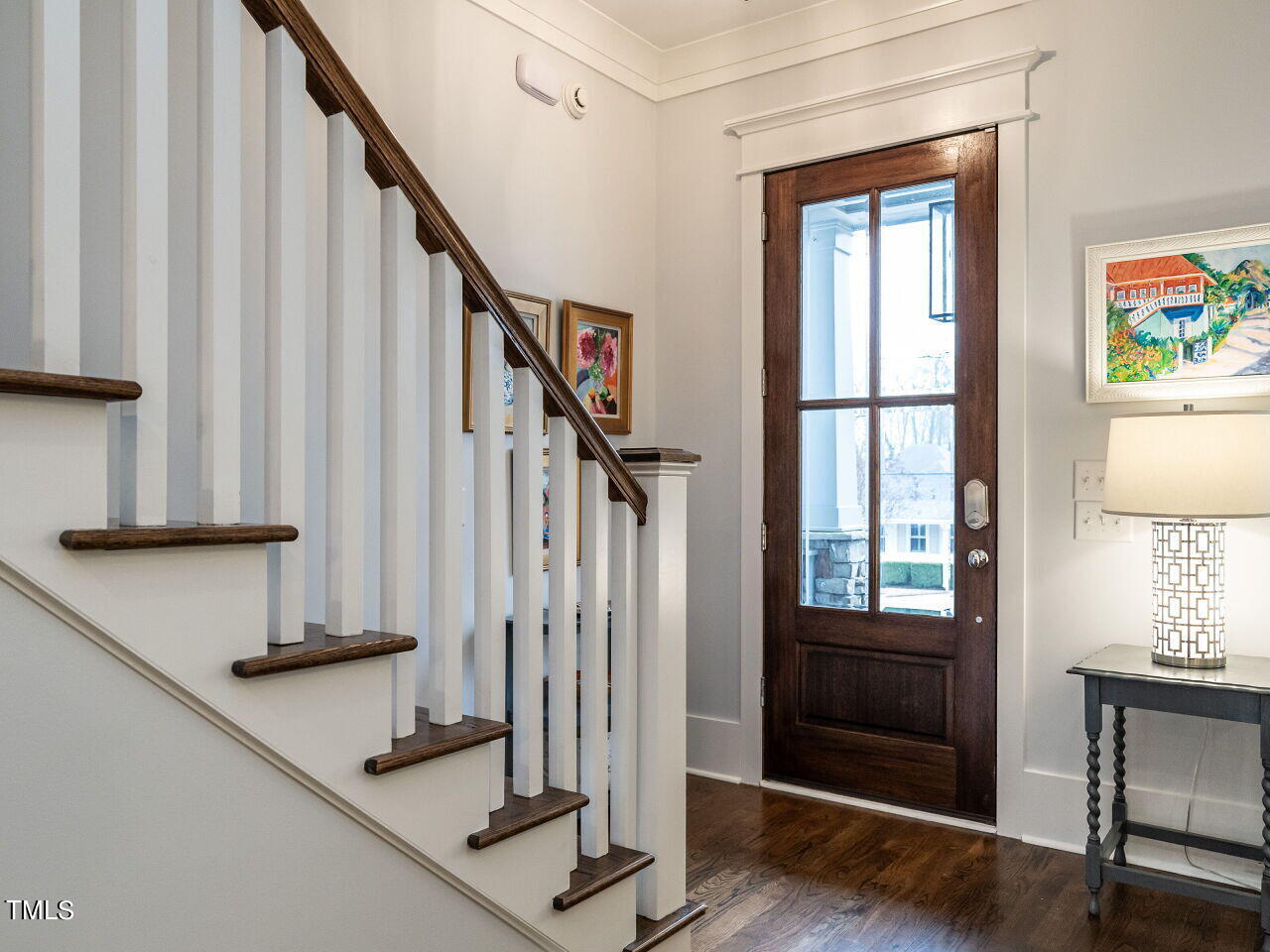 505 Mial Street Raleigh, NC 27608 - Photo 4 of 37 004-1280x960-foyer